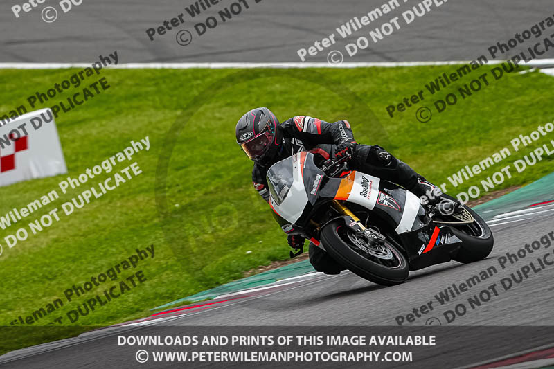 donington no limits trackday;donington park photographs;donington trackday photographs;estoril;event digital images;motorbikes;no limits;no limits trackdays;peter wileman photography;portugal;trackday;trackday digital images;trackday photos